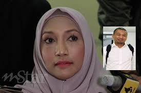 Begitu kuatnya semangat siti roziana zain atau lebih dikenali sebagai ziana zain, 49, walau pun setekat ini ziana sudah dua kali muncul menghiburkan khalayak ramai di mana malam semalam. Dah Lama Saya Maafkan Dia Ziana Zain Hiburan Mstar