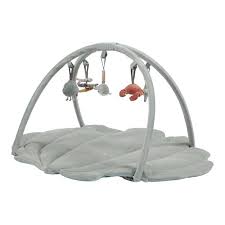 Encourage your little one's physical and cognitive development from the outset with our amazing range of baby playmats and gyms. Little Dutch Wooden Baby Gyms And Activity Mats With Toy Arches Little Dutch