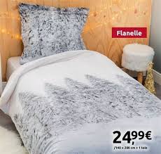 Fabuleuses gravures, velours luxueux et superbes satins se combinent pour former une collection qui célèbre la créativité et la richesse de la maison lacroix, renommée dans le monde entier. Housse De Couette Christian Lacroix Housse De Couette Christian Lacroix Carrefour Achat Dormez Confortablement Grace A Nos Housses De Couette Et Douillettes Tendance Pour La Chambre Robert Maydestone