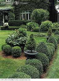Gardens Front Yard Landscape Design Semiformal English Garden Lots Of Sculptured Hed Front Yard Landscaping Design English Garden Design Front Yard Landscaping