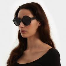 Komono Janis Sunglasses in Black Tortoise