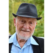 Rest easy, Jesse McReynolds. The last performer from the "First Generation  of Bluegrass" musical greats. Jesse was, and will forever be, an absolute  legend of the "high, lonesome sound." He was 93