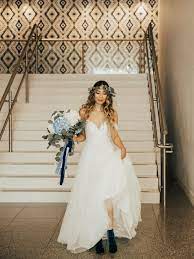 This Newland Barn Wedding In Huntington Beach Was Bohemian In Blue Junebug Weddings Simple Wedding Dress Beach Boho Wedding Dress Lace Beach Wedding Dress