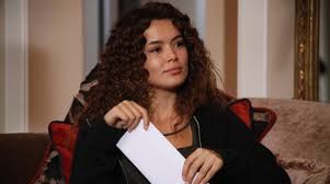 La forza di una donna”, le trame dal 15 al 21 settembre 2025 | TV Sorrisi e  Canzoni