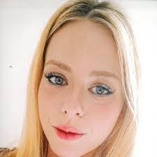 Frances Redman's Instagram, Twitter & Facebook