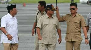 Dia tidak memiliki latar belakang politisi sama sekali, namun dia merupakan atlet silat nasional. Kader Gerindra Tewas Tertembak Prabowo Sangat Kehilangan Nasional Tempo Co