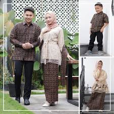 Pada halaman ini anda akan temukan berbagai inspirasi model baju lebaran terbaru yang dapat anda jadikan referensi ide untuk berbusana muslim. Model Baju Batik Kebaya Terbaru 2019