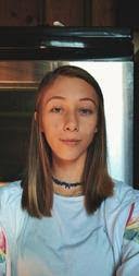 Elisabeth Salgado's Instagram, Twitter & Facebook