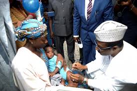 nigeria introduces meningitis a conjugate vaccine into