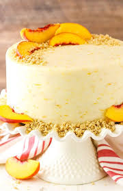 Brown Sugar Layer Cake With Peach Filling Recette Idee Gateau Gateau Recette Dessert