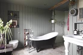 Create a beautiful bathroom with distressed style bath accessories. 75 Beautiful Shabby Chic Style Bathroom Pictures Ideas June 2021 Houzz