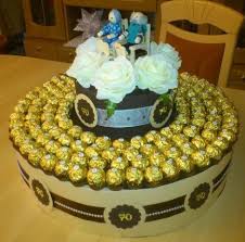 Meine eltern haben im mai goldene hochzeit und ich würde ihnen gern die einladungskarten machen, aber welchen text schreib ich da rein. Bastelforum Habe Fertig Was Macht Man Mit 140 Ferrero Rocher Und 140 Packungen Tempo Hochzeitstorte Basteln Geschenke Zur Goldenen Hochzeit Torten Basteln