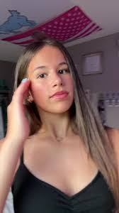 Gianna Colucci's Instagram, Twitter & Facebook