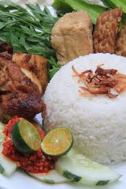 Cara buat nasi ayam paling mudah cepat dan sedap. Resepi Nasi Ayam Penyet Azie Kitchen