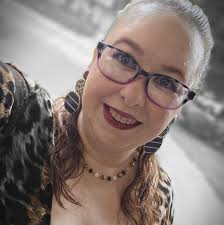 I'm looking for a good esthetician. Someone that is able to teach me to  care for my skin, and respectful of my time and great at what they do. Any  suggestions? |