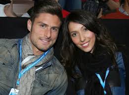 He was born on 30 september 1986 and his birthplace chambery, france. Olivier Giroud Wife Jennifer Giroud Pic2 The Bank