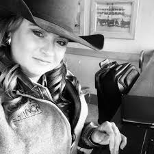 Meet Allison Hocking