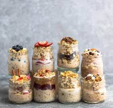 I love breakfast and my personal favourite is porridge (or oatmeal for you us you can eat overnight oats at home, on the go or at your desk and it's a great way of getting some * percent daily values are based on a 2,000 calorie diet. Overnight Oats 9 Recipes Tips For The Best Easy Meal Prep Breakfast
