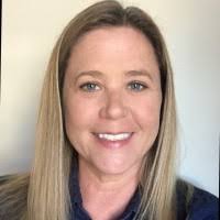 Julie Carling's Instagram, Twitter & Facebook