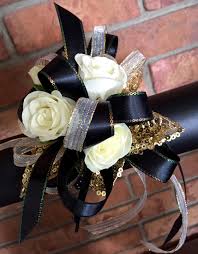 Black And Gold Corsage Custom Creation By Jackson Florist Prom Homecoming Wristcorsage Danc Gold Corsage Prom Corsage Prom Prom Corsage And Boutonniere
