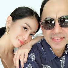 Mantan raffi ahmad selanjutnya adalah velove vexia. Terkeren 11 Foto Bunga Zainal Dan Raffi Ahmad Koleksi Bunga Hd