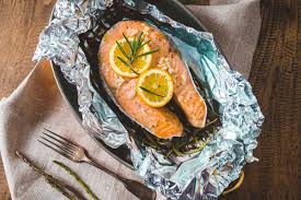 Makanan adalah bahan, biasanya berasal dari hewan atau tumbuhan, yang dimakan oleh makhluk hidup mendapatkan tenaga dan nutrisi. Salmon Ketuhar Dalam Foil 6 Resipi Untuk Memasak Ikan Dengan Nikmat