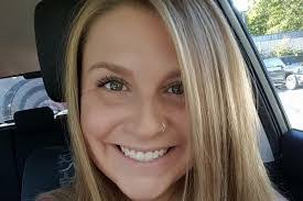 Christina Murdock's Instagram, Twitter & Facebook