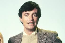 Doris Cabral's Instagram, Twitter & Facebook