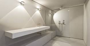 Badezimmer beleuchtung decke cool gallery of badezimmer. Badbeleuchtung Lichtkonzepte Fur Ihr Badezimmer