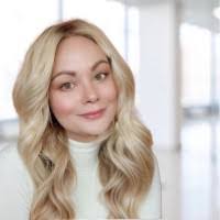 Vanessa Lambert's Instagram, Twitter & Facebook