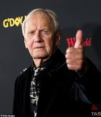 Australian comedian john cornell, who frequently worked with paul 'crocodile dundee' hogan, has passed away after a long battle with. Crocodile Dundee S Paul Hogan Reveals How Fight With Clyde Packer Nearly Cost Him His Career Readsector