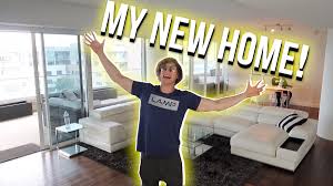 Me, logan, brendon,evan had arrived at the. Logan Paul On Twitter Well Looks Like The Kid Might Be Moving Go Watch Today S New Vlog Https T Co 6hihbqwmih