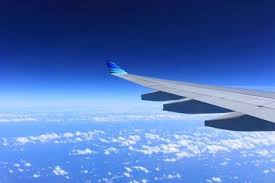 The missing plane is currently under investigation and under coordination with the national search and rescue agency and the national transportation safety it was the worst airline disaster in indonesia since 1997, when 234 people were killed on a garuda flight near medan on sumatra island. Indonesia Jet Carrying 62 Goes Missing On Domestic Flight News Westernmassnews Com