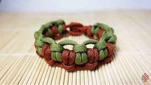 In some instances, a survival bracelet can even have three colors. 74 Diy Paracord Bracelet Tutorials Explore Magazine