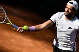 The duo met here in melbourne two years ago, when tsitsipas beat berrettini in four sets. Onckt8ina7lewm