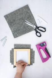Pinnwand selber basteln aus einer lochplatte: Upcycling Selbst Gemachte Pinnwande Aus Stoff Und Filz Kati Make It