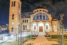 Biserica „schimbarea la faţă a fost destinată ca sfint locaş de rugăciune pentru gimnaziul nr.2 de bărbaţi din oraşul chişinău, care se afla lîngă biserică. BisericÄƒ Greco CatolicÄƒ Din Oradea Copia FidelÄƒ A Unei Catedrale Din Atena