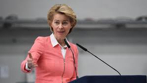 Donald Tusk schlägt Ursula von der Leyen als EU-Kommissionschefin ...