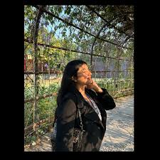 POOJA DATTA (@floating_.heart_.01) • Instagram photos and videos