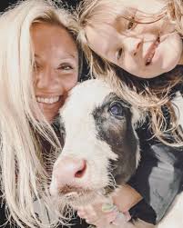 Baby cow manure for gardening in Pinellas Park