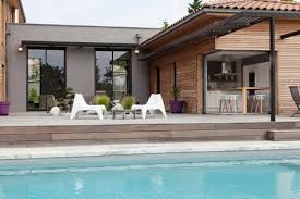 Villa Contemporaine En Bois Par Damien Carreres Lyon France Villa Contemporaine Maison Contemporaine Maison Architecte