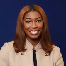 I'm excited to share that I've been named the Q1 FY26 RM MVP for the Data  Platform & Specialty organization, under the leadership of Caitlin Ruiz!  This recognition is a testament to