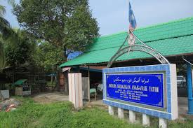 Daerah hulu selangor menjadi destinasi terakhir pengagihan sumbangan yide selepas klang, kuala selangor dan hulu langat yang disempurnakan oleh tengku amir shah pada minggu sebelumnya. Rumah Anak Yatim Sekendi Sabak Bernam Pertubuhan Sukarelawan Amal Bakti Ramadhan Persabar