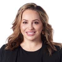 Lorraine Waite's Instagram, Twitter & Facebook