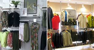 Our picture hanging systems are very small, sleek and elegant. Products Shop Display Systems Dragon Display Systems