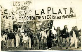 La memoria es la que nos permite luchar día a día contra el negacionismo, o su hermano menor, el relativismo que discute números. La Cpm Inaugura Una Muestra En El Centro Cultural Islas Malvinas Cpm