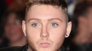 Anjing Peliharaan Terancam Bahaya, Simon Cowell Pasang Pagar Listrik