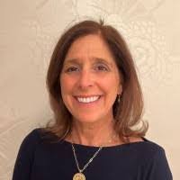 Katie Tingle's Instagram, Twitter & Facebook