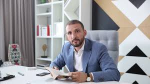 Antreprenorul sucevean ştefan mandachi se află în africa, mai exact, în uganda, unde a construit o fântână. Dqrvvthzugltom