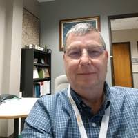 100+ perfiles de «Stensaas»